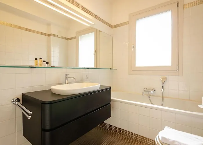 Rizzoli Terrace * 볼로냐