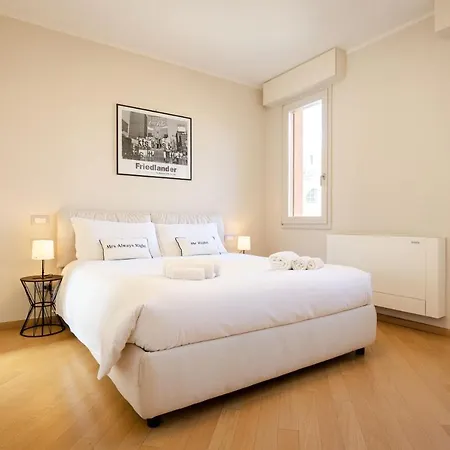 Apartment Rizzoli Terrace Bologna