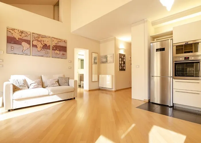 Rizzoli Terrace * بولونيا