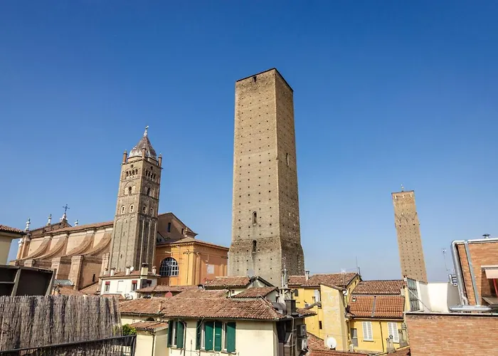 Rizzoli Terrace * Bologna